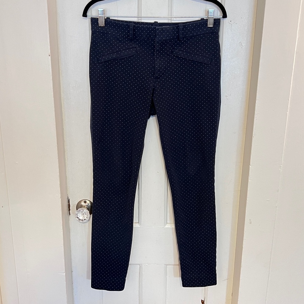Gap pants, women’s 6, navy blue and white dots